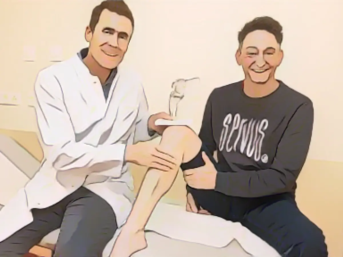 Head physician inserts two new joints into "Magic Robert"