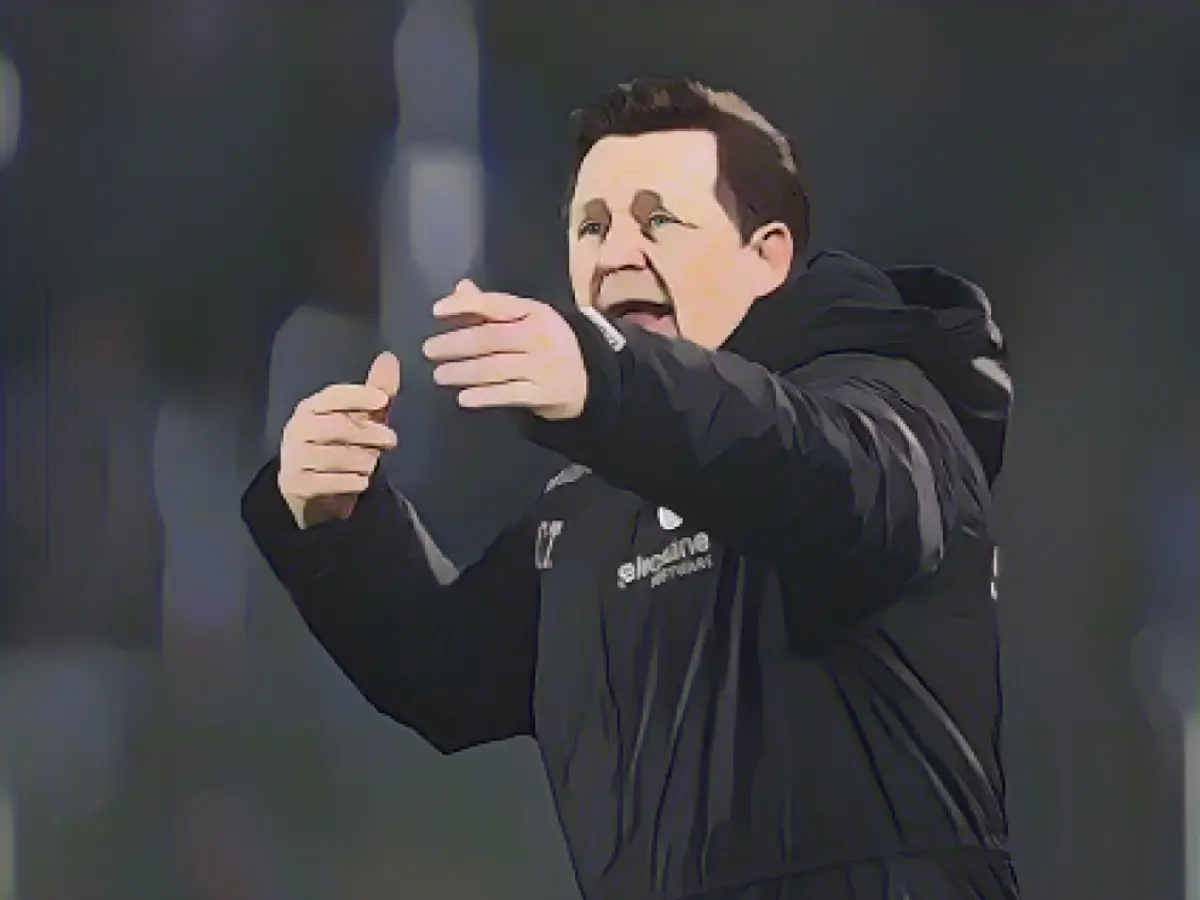 FCM fears for striker ahead of Lautern clash