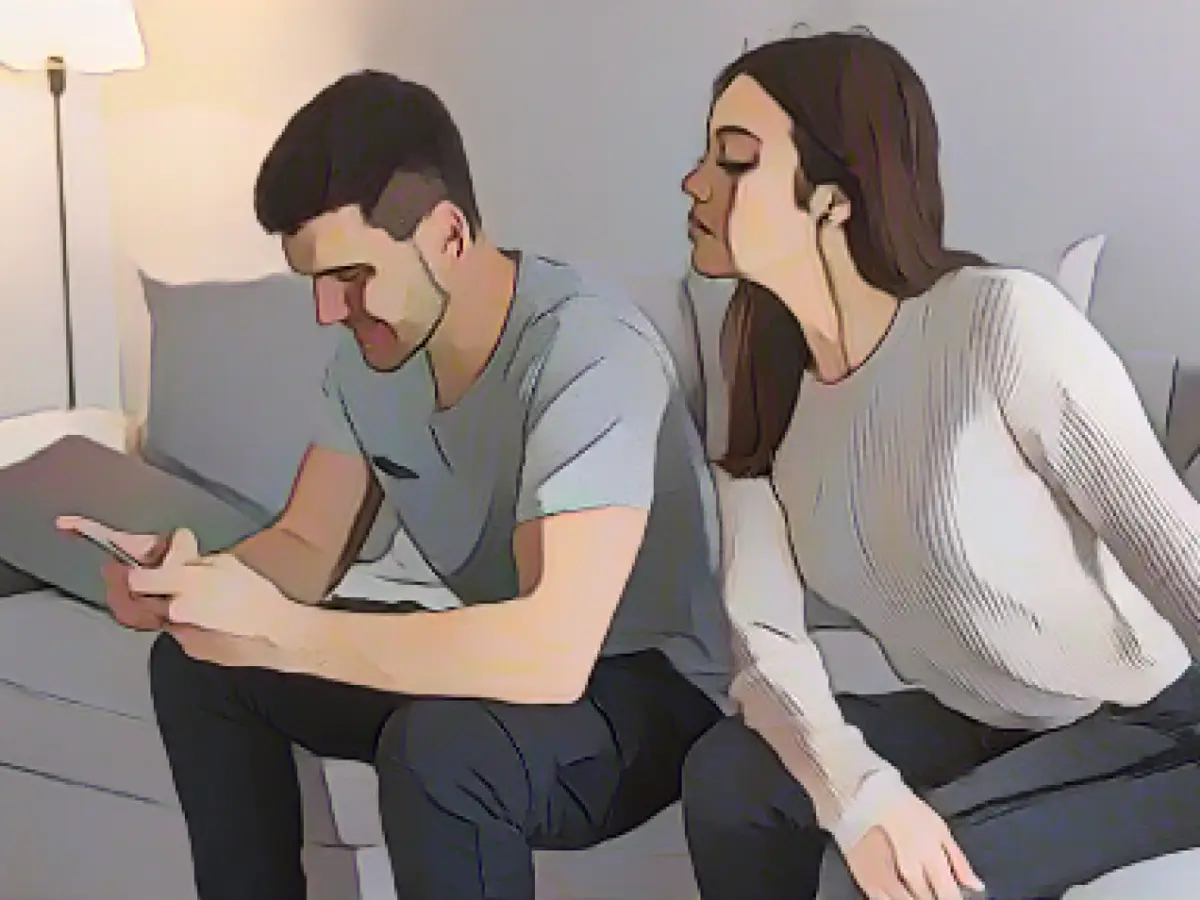 Secret codes for Whatsapp - how to protect your chats from prying eyes from now on