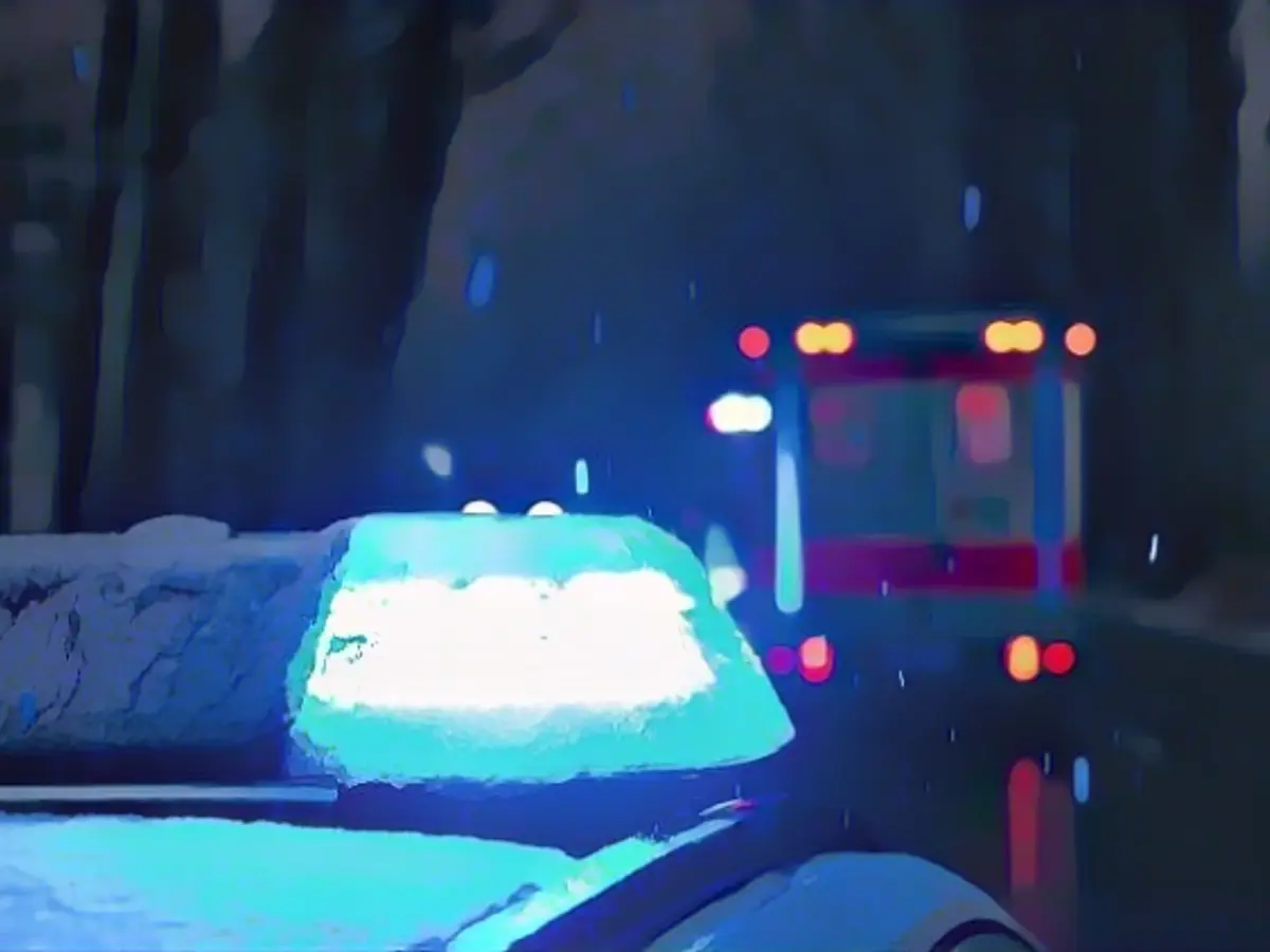 Driver leaves injured baby behind after accident