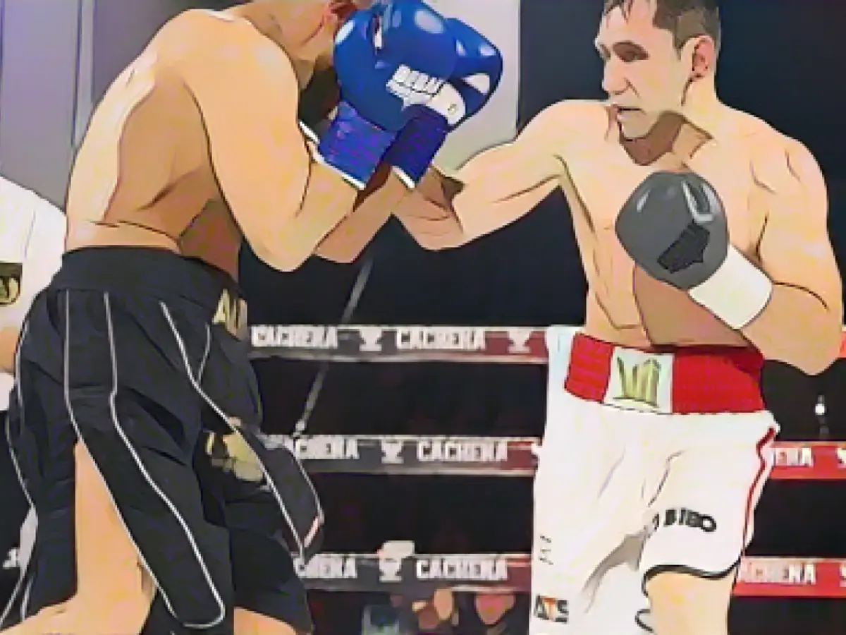 Professional boxer Sturm wins rematch against Altay convincingly