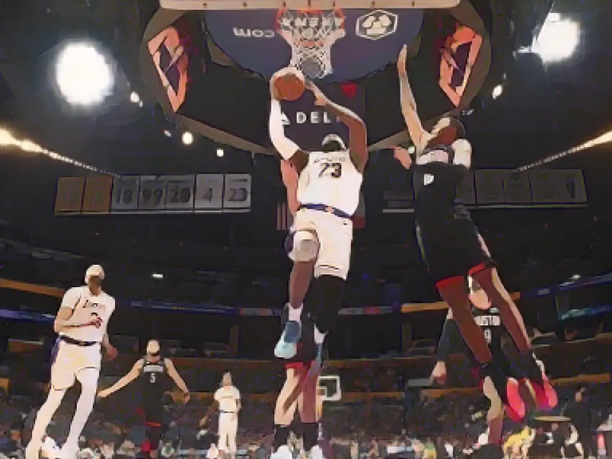 Why LeBron James' incredible 360-degree layup is so hot