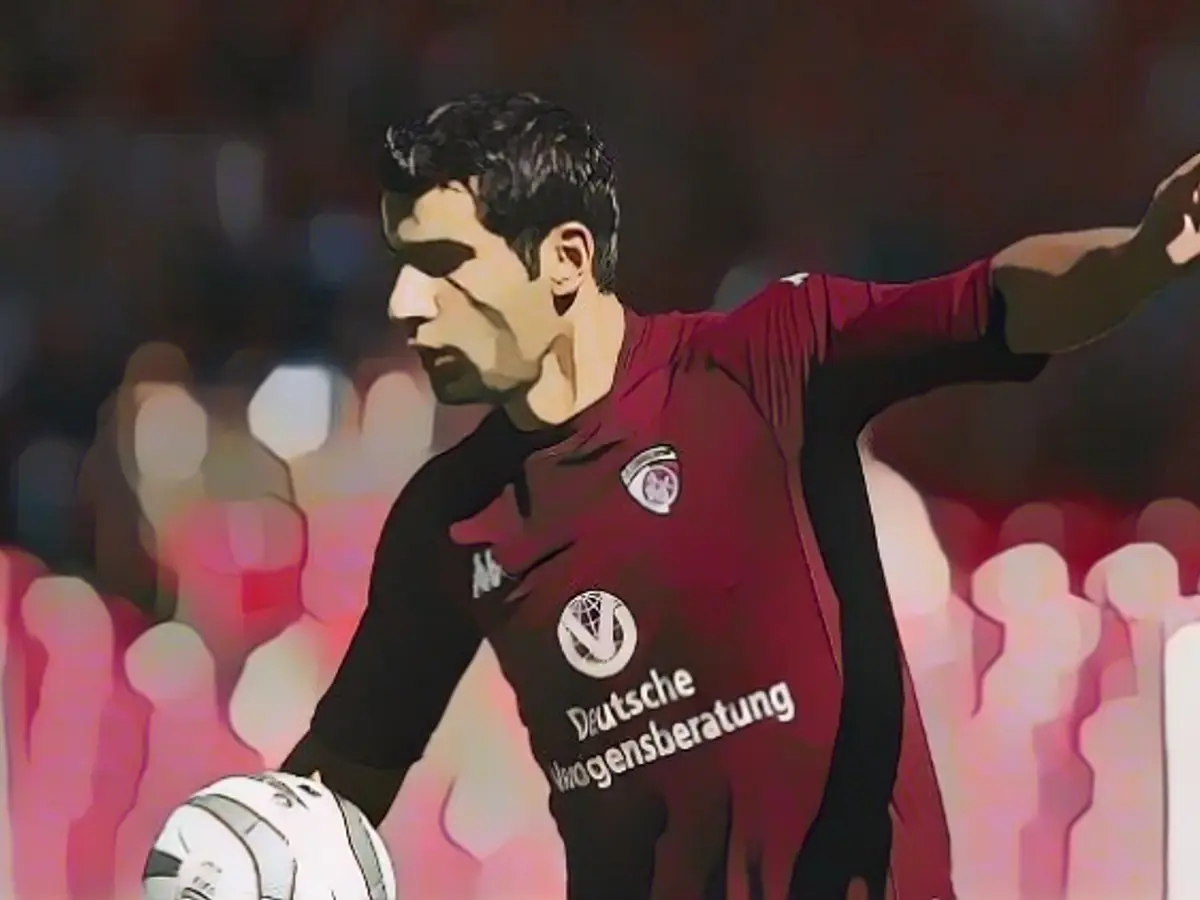 Curious: Grammozis succeeds Schuster again