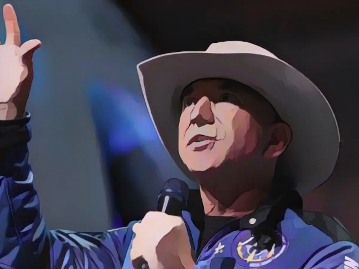 Blue Origin sues U.S. government over NASA's decision to award SpaceX lunar lander contract