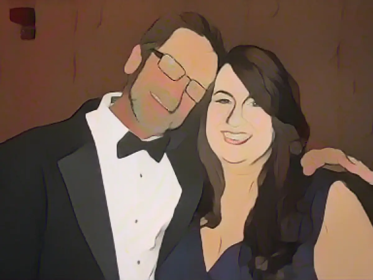 Before he died, her father told her a secret: he was a fugitive who robbed a bank in Ohio