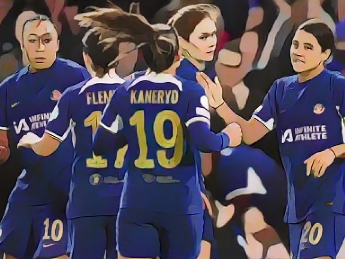 Sam Kerr scored a hat-trick as Chelsea Women beat PSG Women 4-1