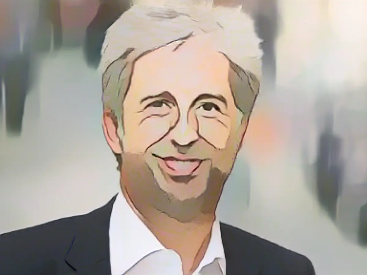 Palmer wants to run for the Free Voters Association