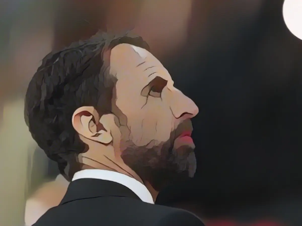 World Cup 2022: Gareth Southgate says Gulf workers agree tournament should go ahead