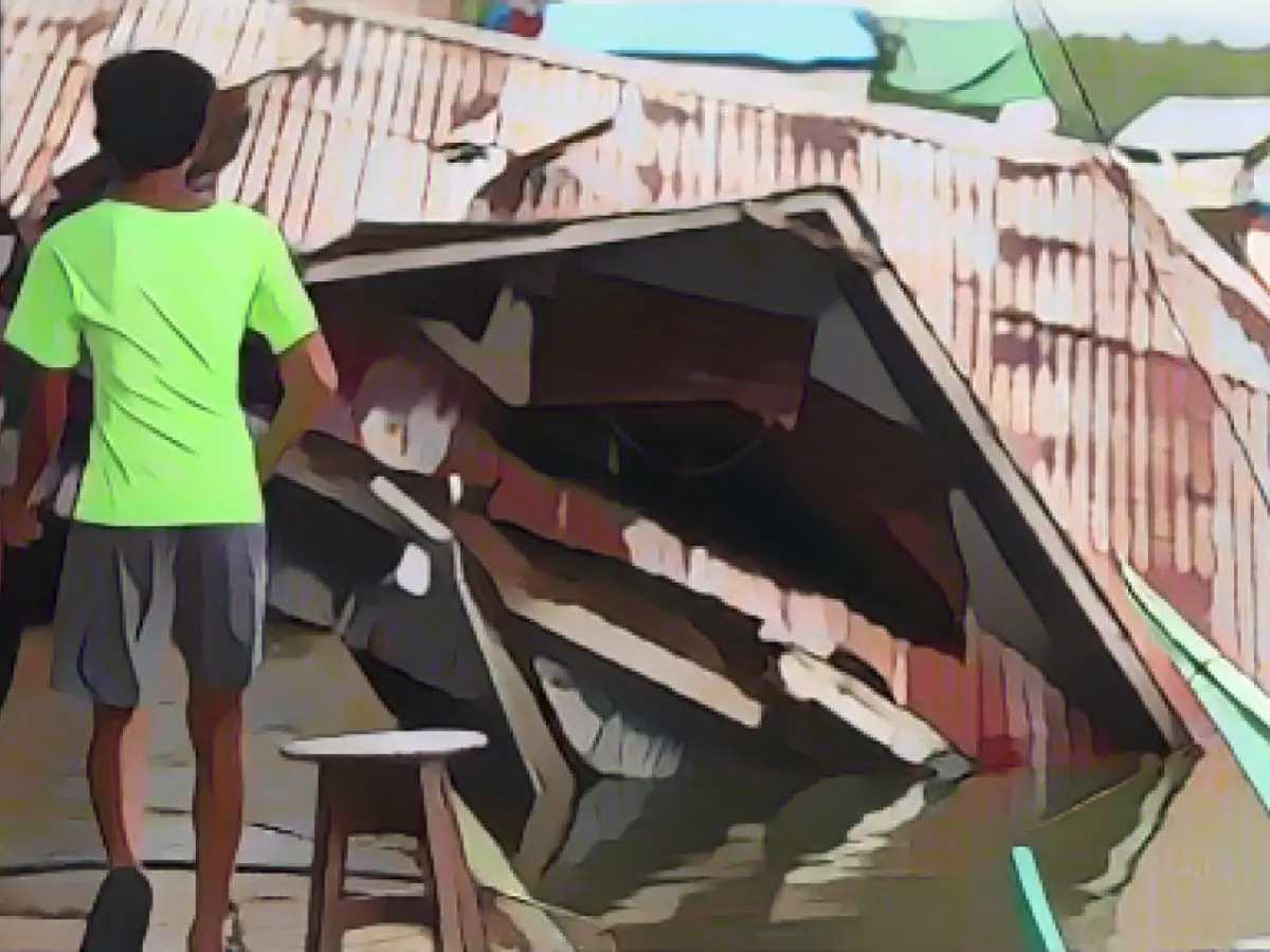 Earth continues to rumble in the Philippines: many aftershocks