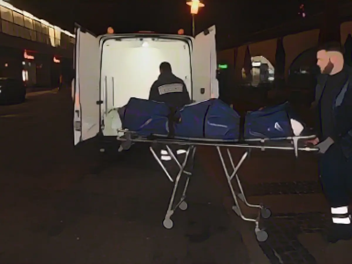 Young man (18) run over and killed by subway train