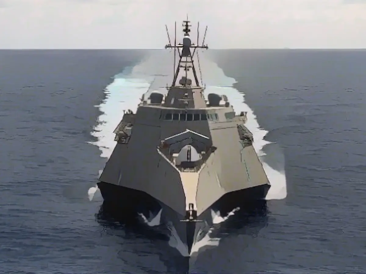 US warship "illegally" enters Chinese waters