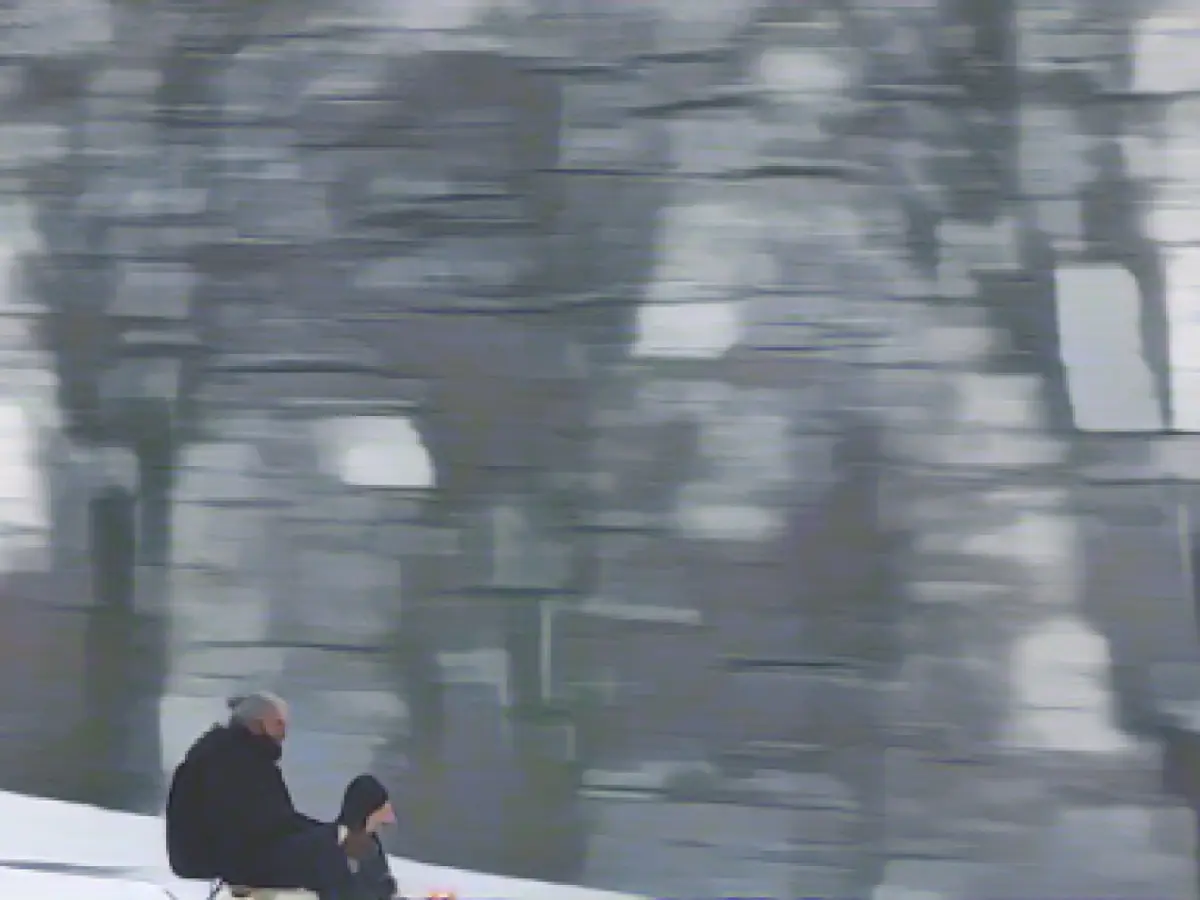 Snow in Hamburg: work for the snow clearing services