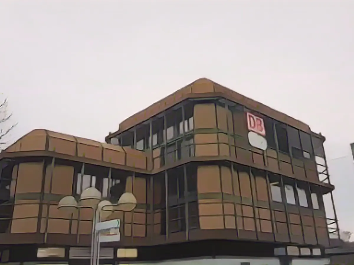 Naked woman (42) goes on the rampage on the train