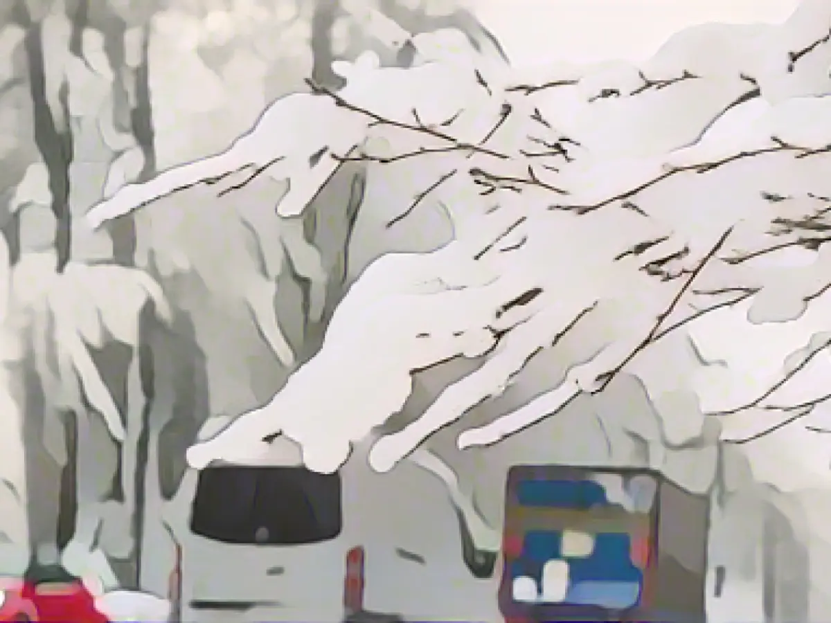 Slippery roads and rail problems in the southwest