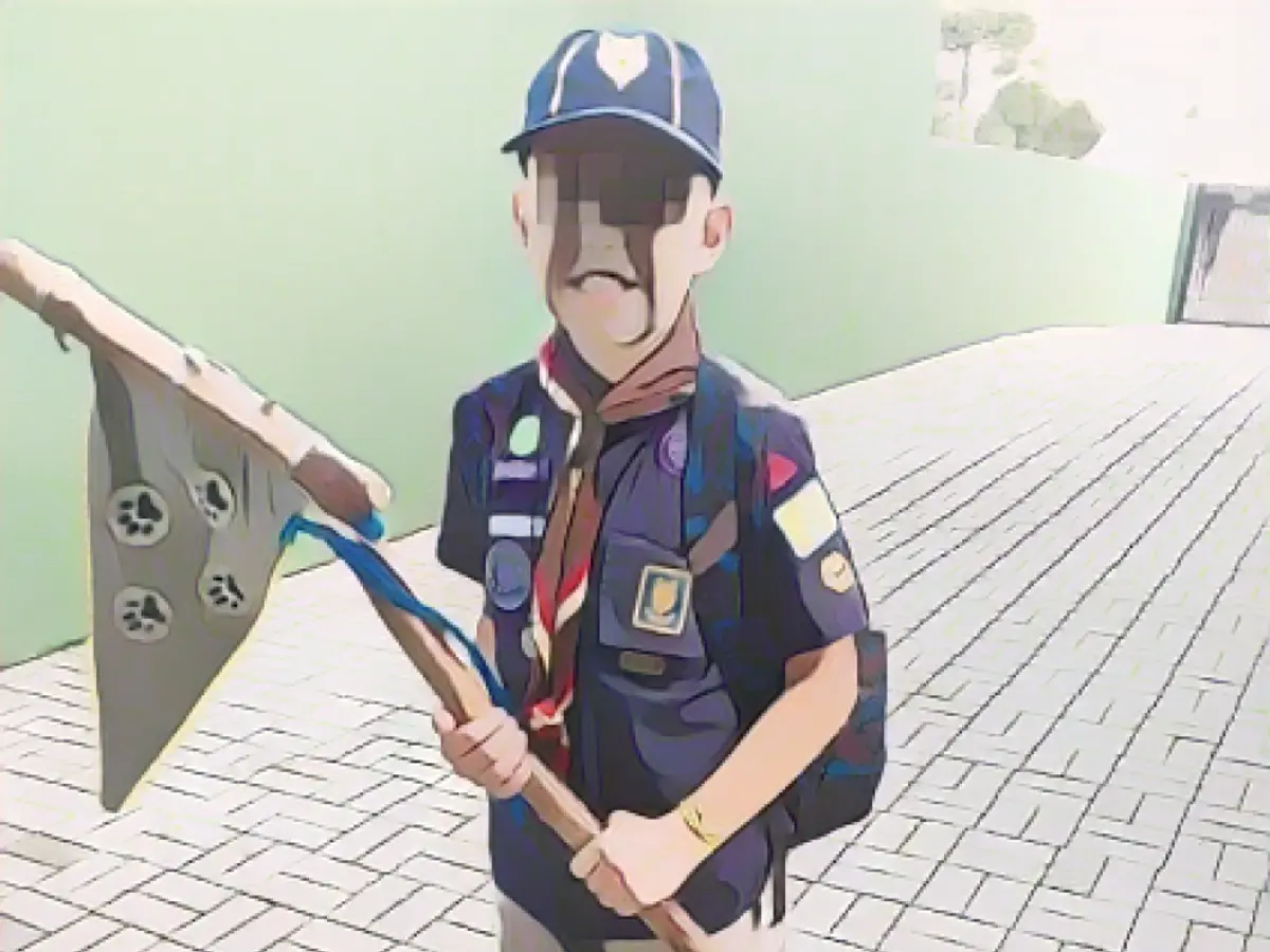 Boy (10) dies while decorating for Christmas