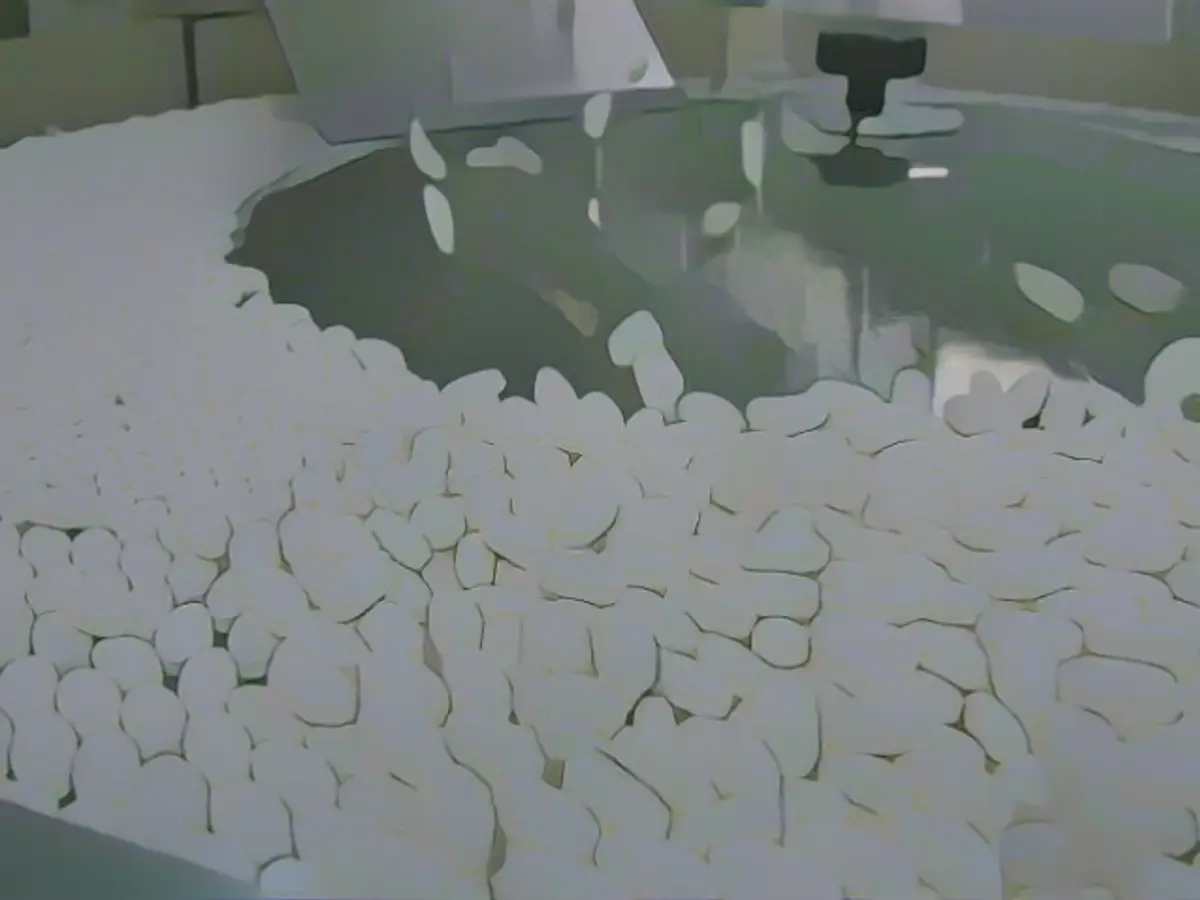 Experts tell Senate committee that U.S. drug shortages are forcing Americans to make 'impossible decisions'