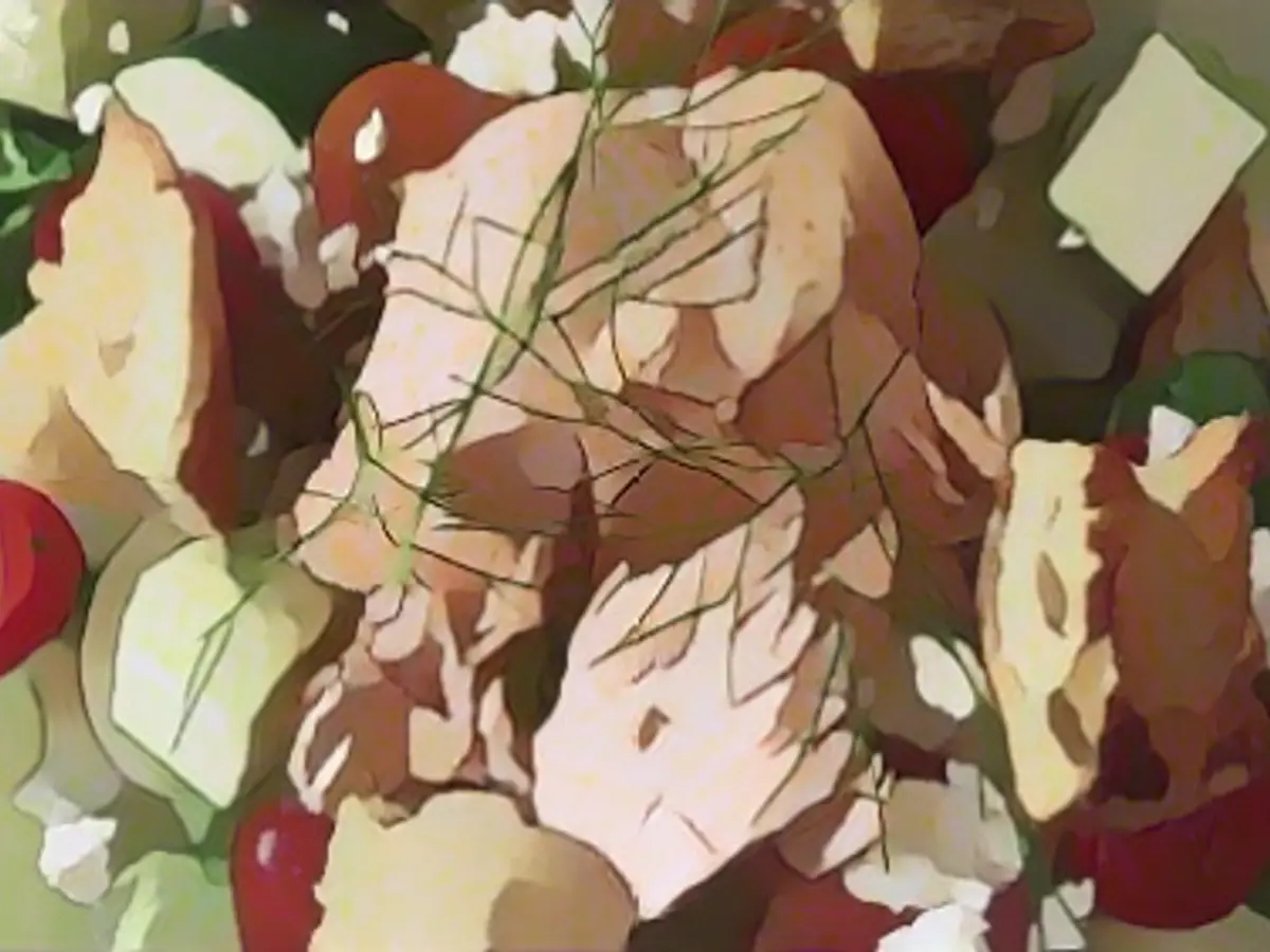 Summery panzanella salad