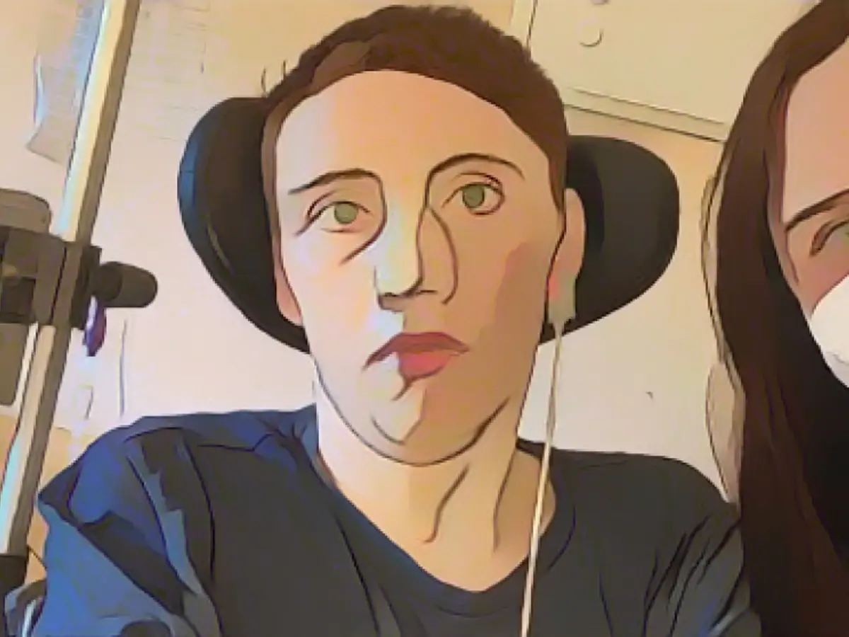 A police accident destroyed Nico's life