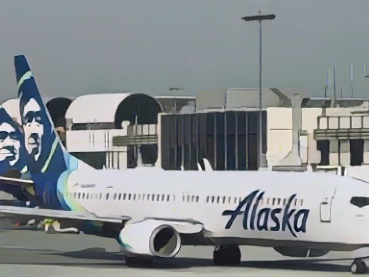 Attempted engine shutdown: US pilot indicted on 84 counts