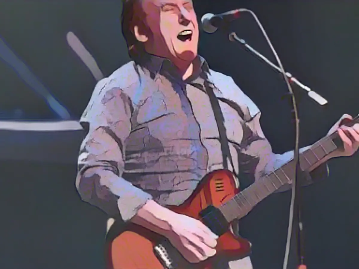 Paul McCartney remembers former bandmate Denny Laine