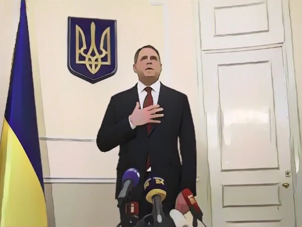 Zelensky's office boss warns of Ukrainian defeat