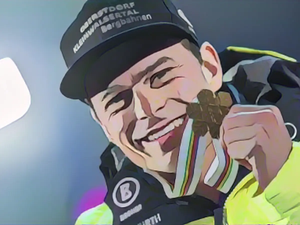 Ski World Champion Schmid on the verge of a comeback after cruciate ligament rupture