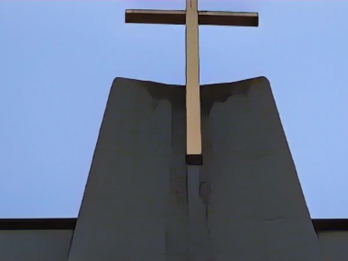 Church launches "We protect Jewish life" campaign