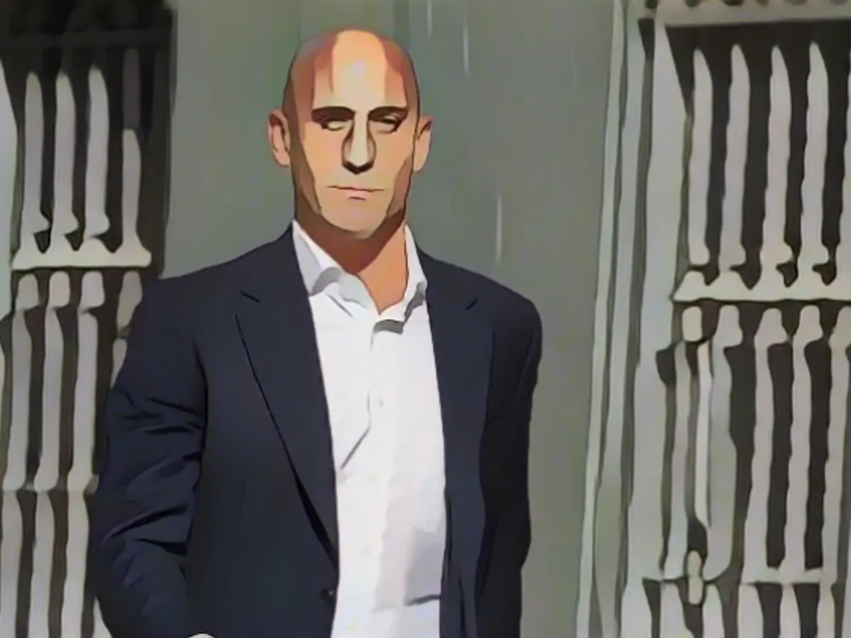 Rubiales allegedly groped and kissed English women