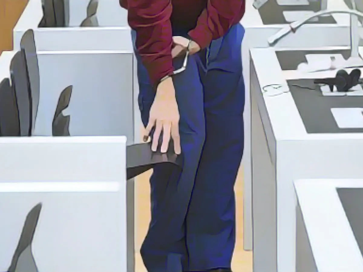 Hand grenade accusation: defendant admits allegations