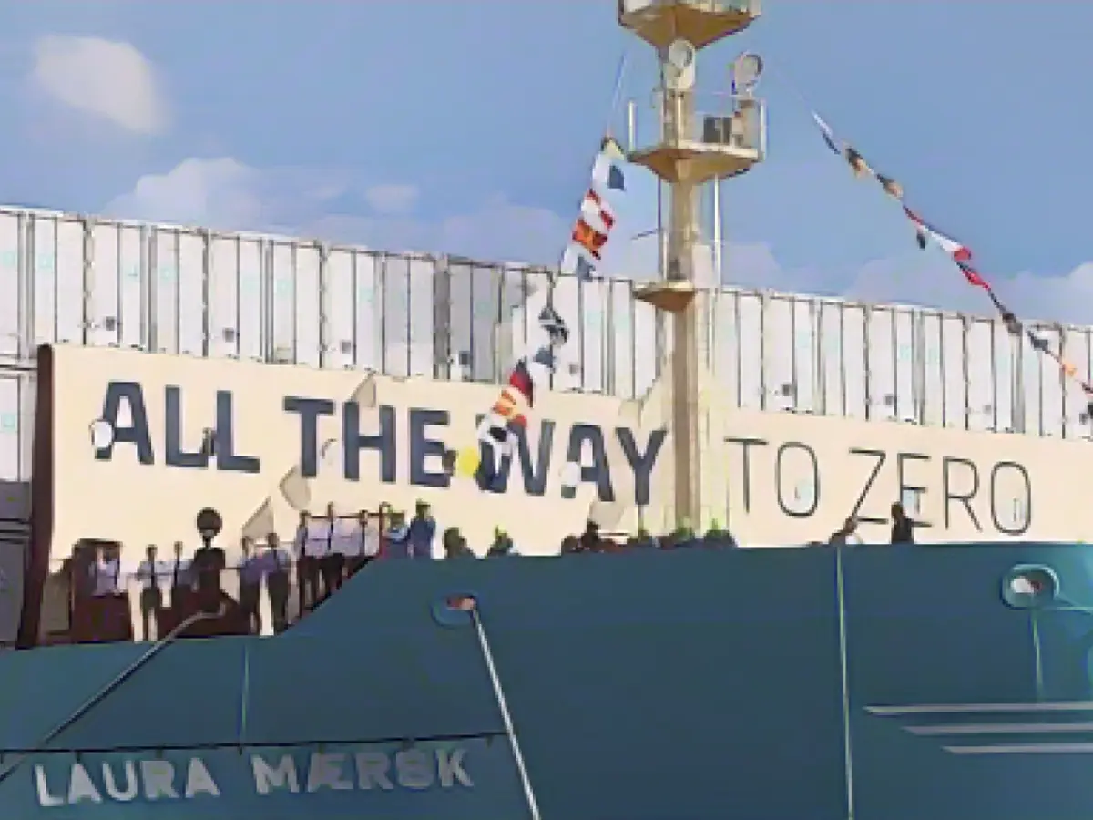 Maersk: first large methanol container ship in service in 2024