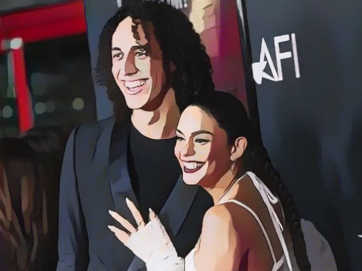 Vanessa Hudgens confirms wedding