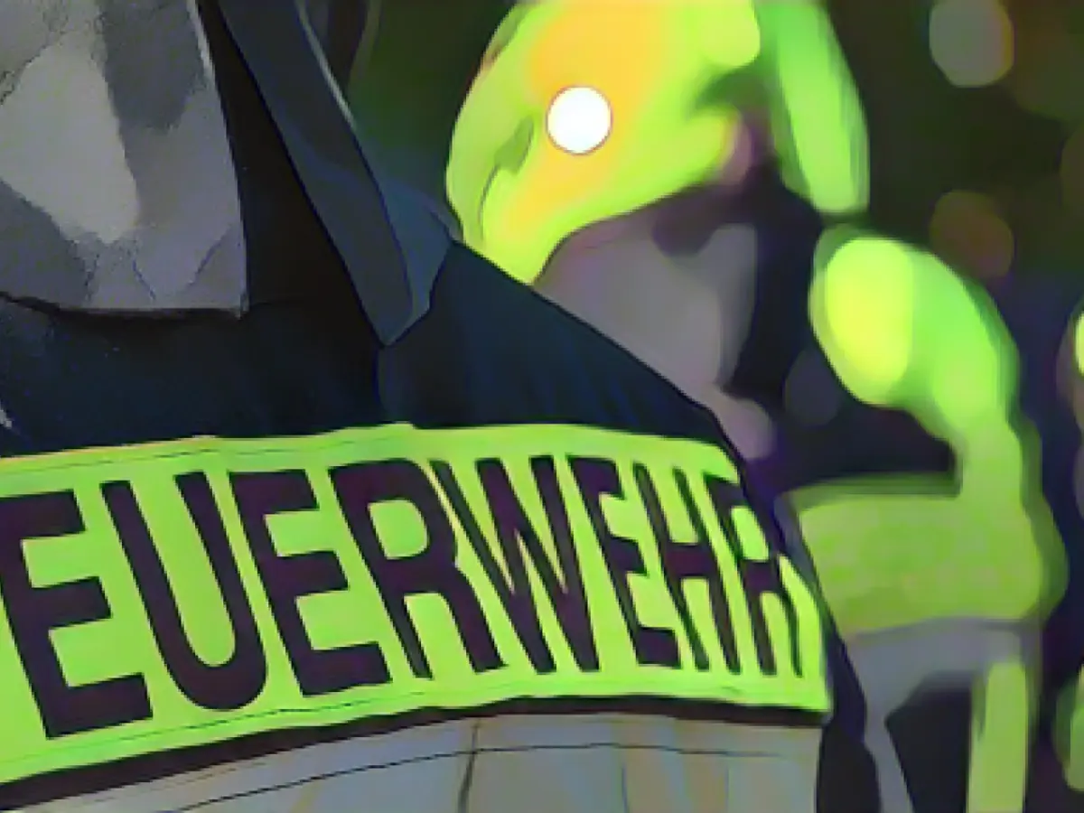 Truck catches fire: Federal highway 10 fully closed