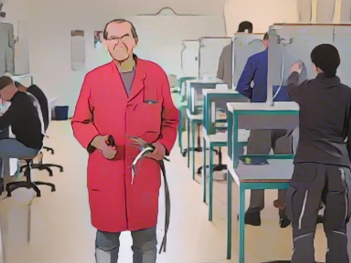 Still working a 40-hour week at the age of 80