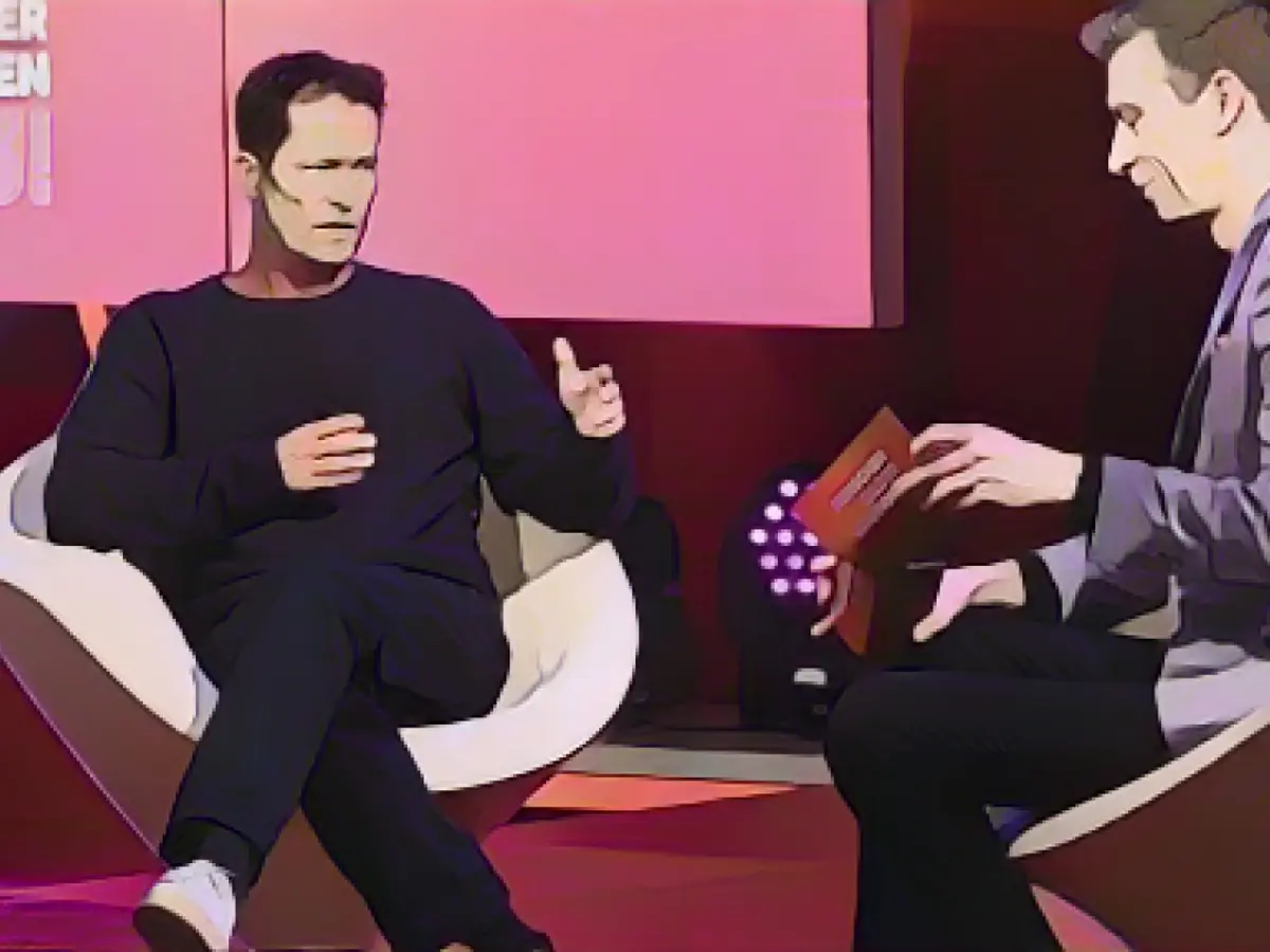 Year of Til Schweiger had "small kink"