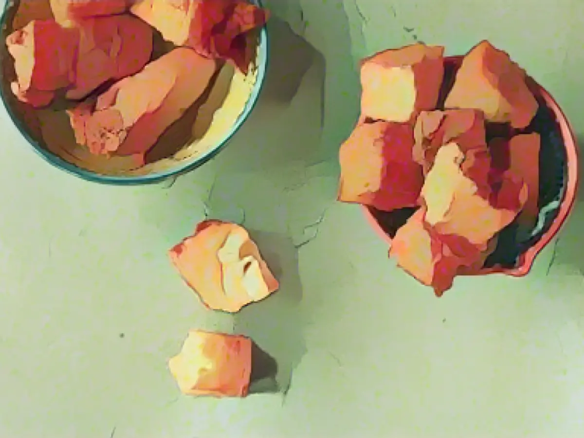 Make these lazy air fried mac and cheese