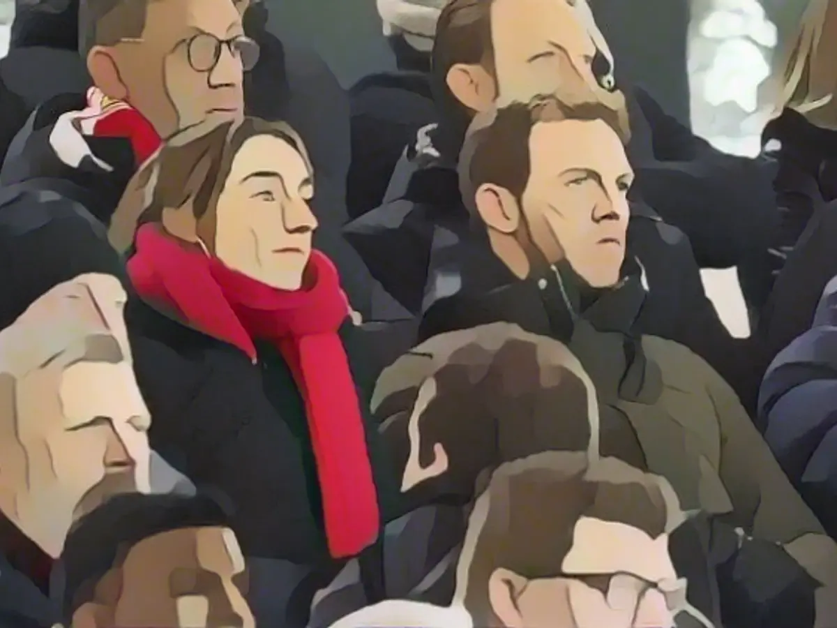 Nagelsmann's stadium visit with girlfriend divides experts