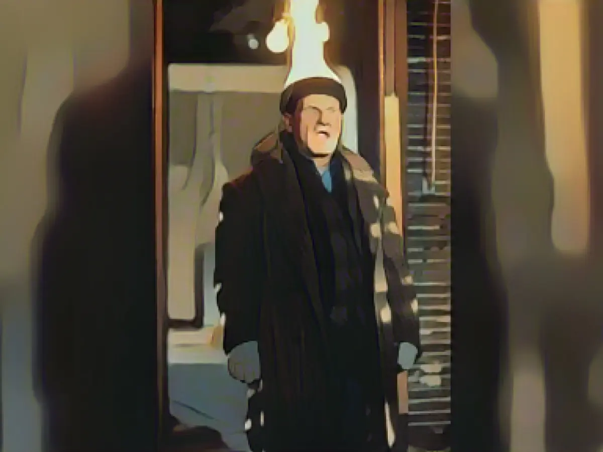 Joe Pesci says playing Harry in 'Home Alone' movie brought 'serious' pain