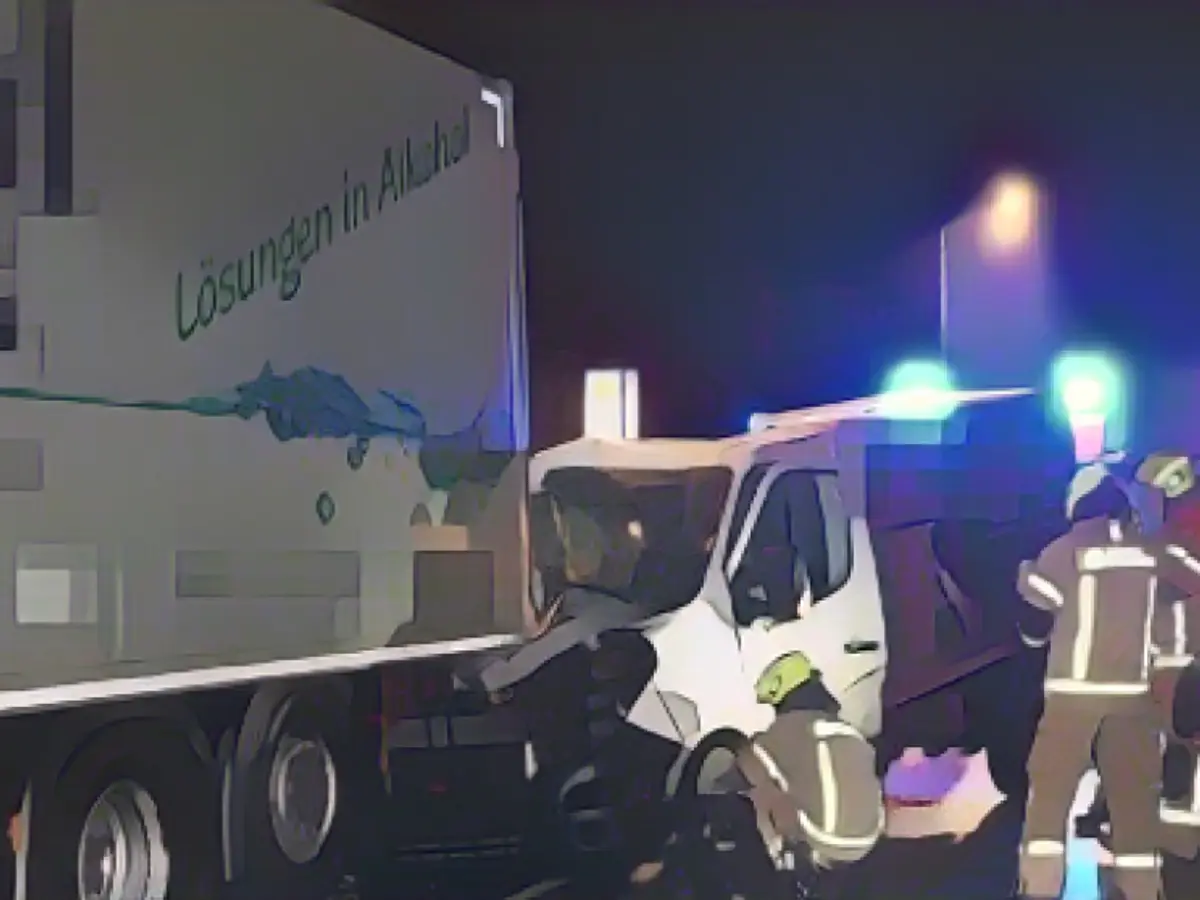 Kebab driver crashes head-on into truck!