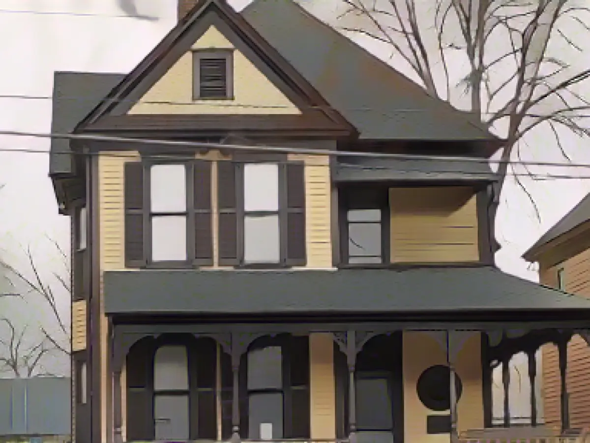 Officials praise Good Samaritans for helping prevent arson at Martin Luther King Jr. birthplace in Atlanta