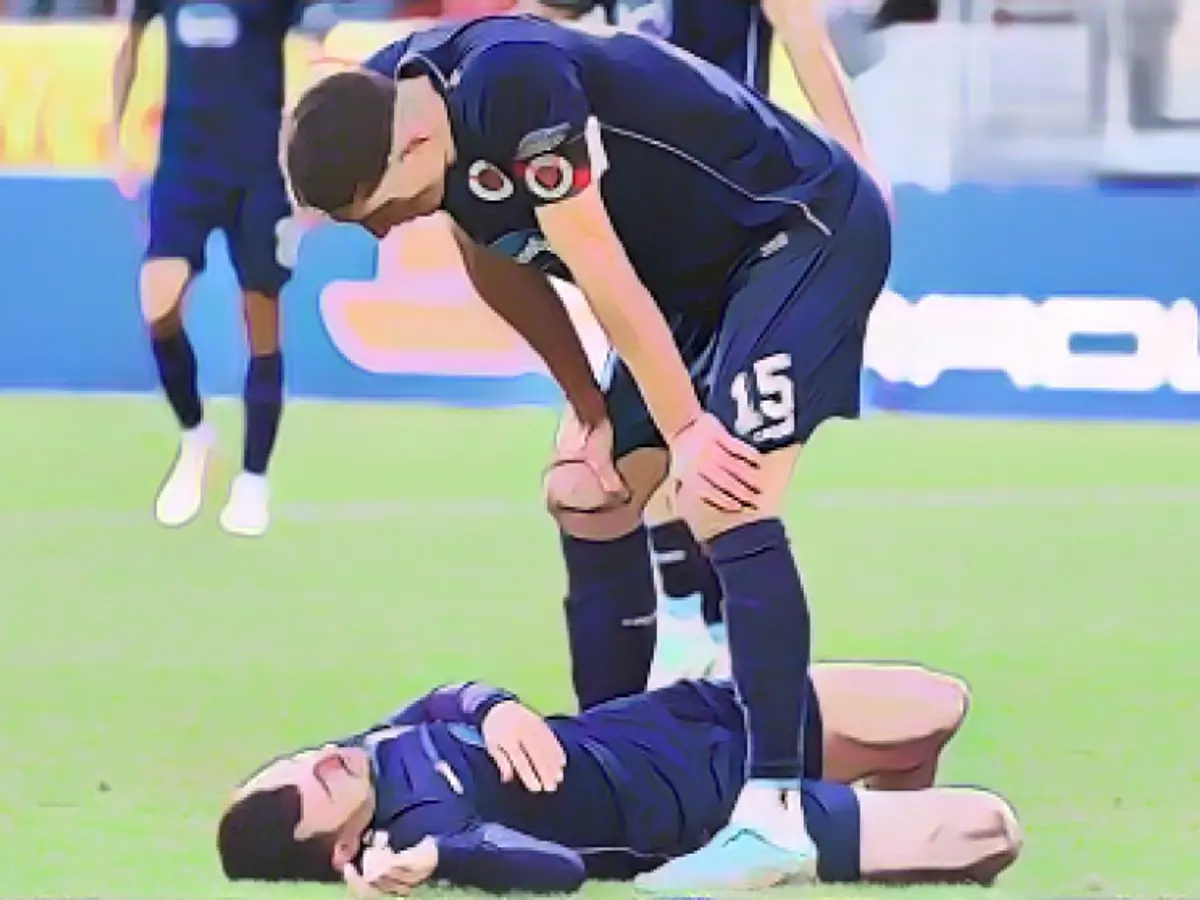 Cologne player collapses on the pitch