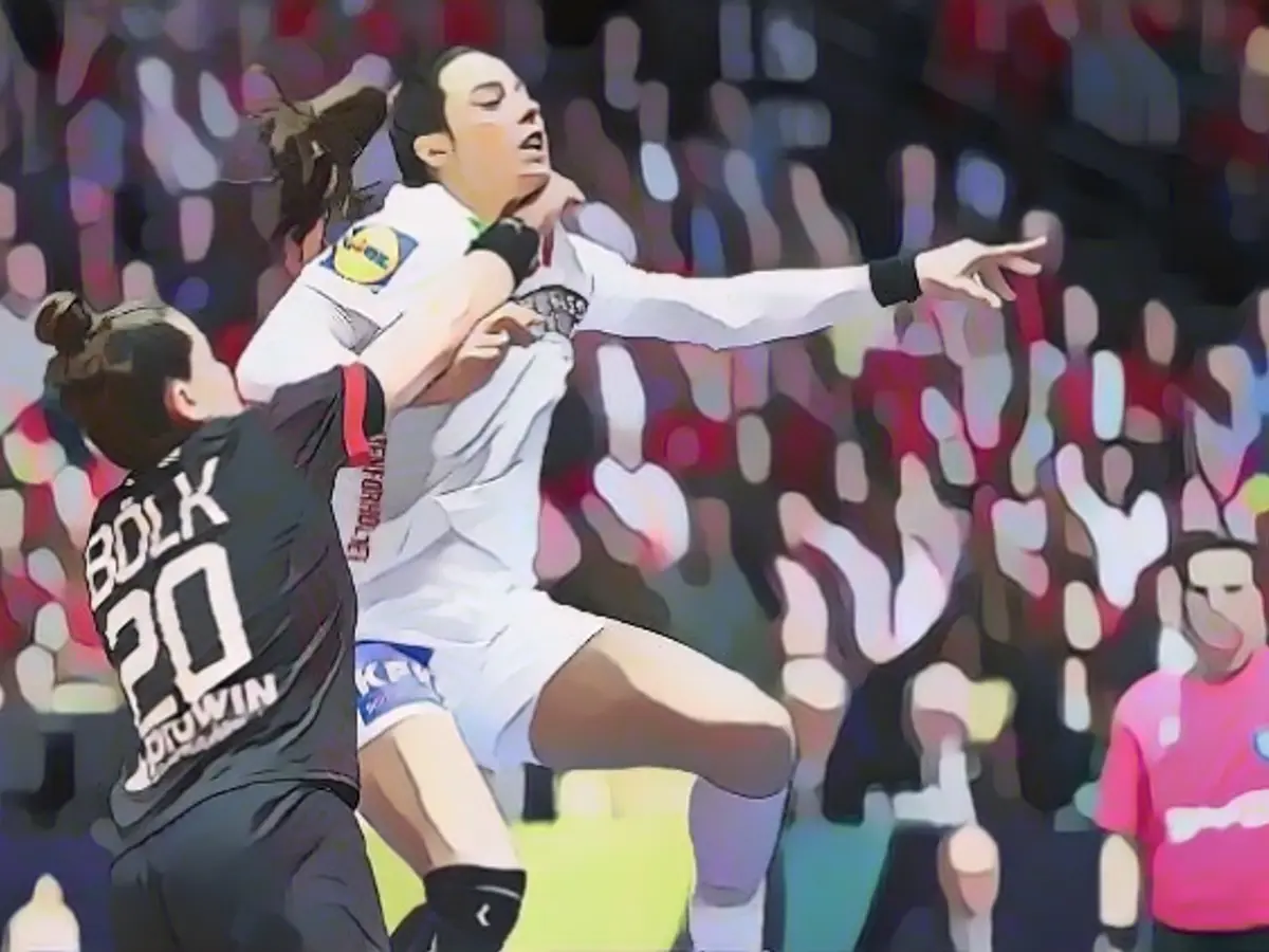 Danish women put a damper on DHB women