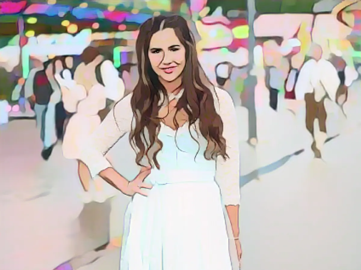 This is the popular singer Sarah Engels