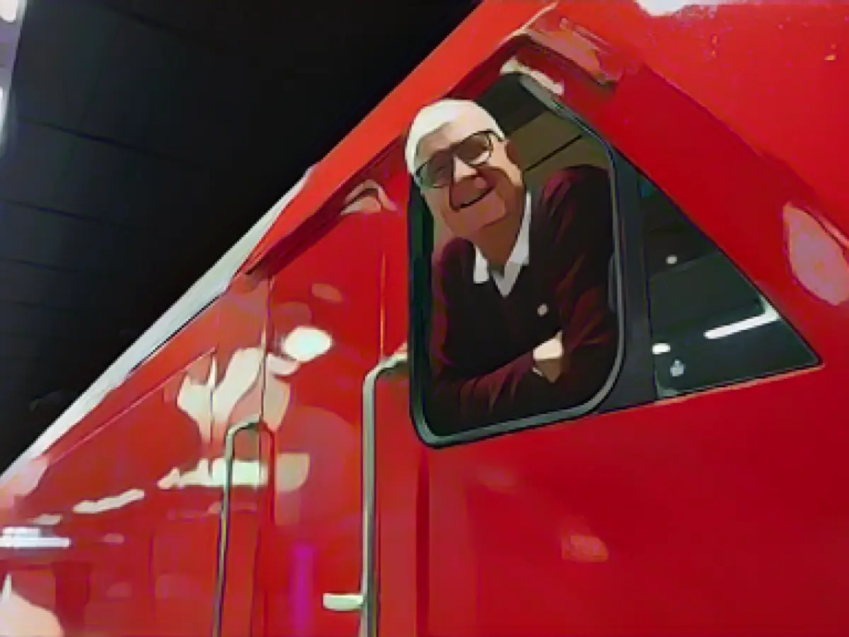 "A slap in the face for every rail customer": how the press commented on the controversial rail bonuses