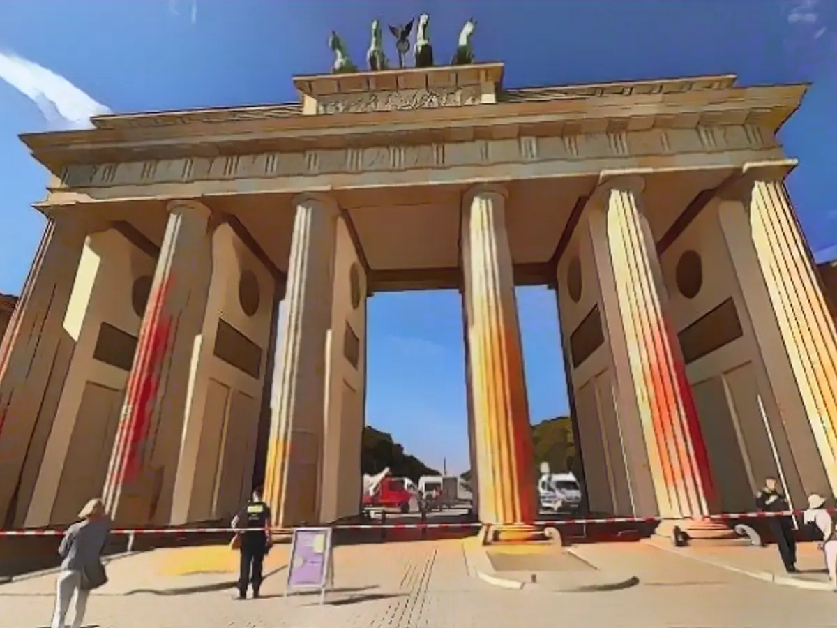 Indictment for paint attack on Brandenburg Gate