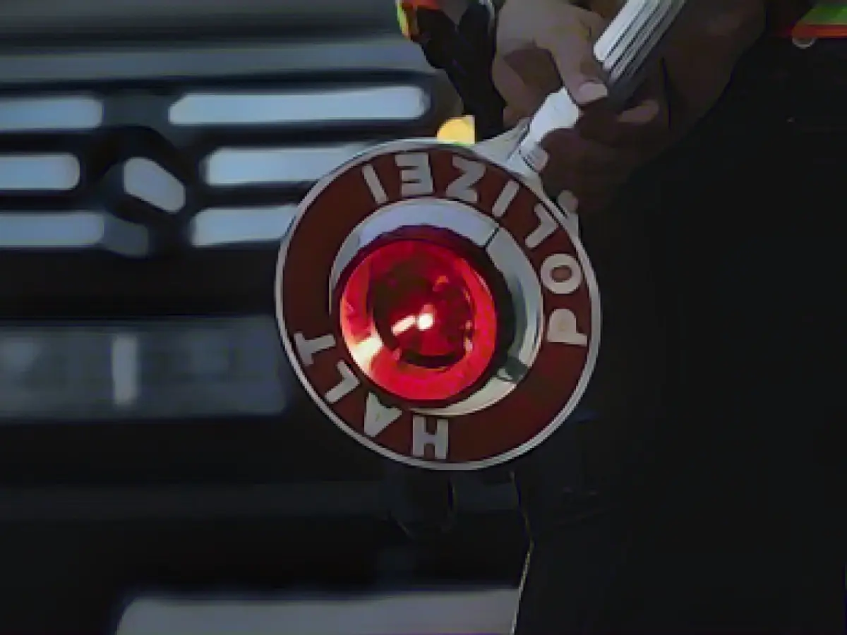 Suspect arrested after shooting death in shisha bar