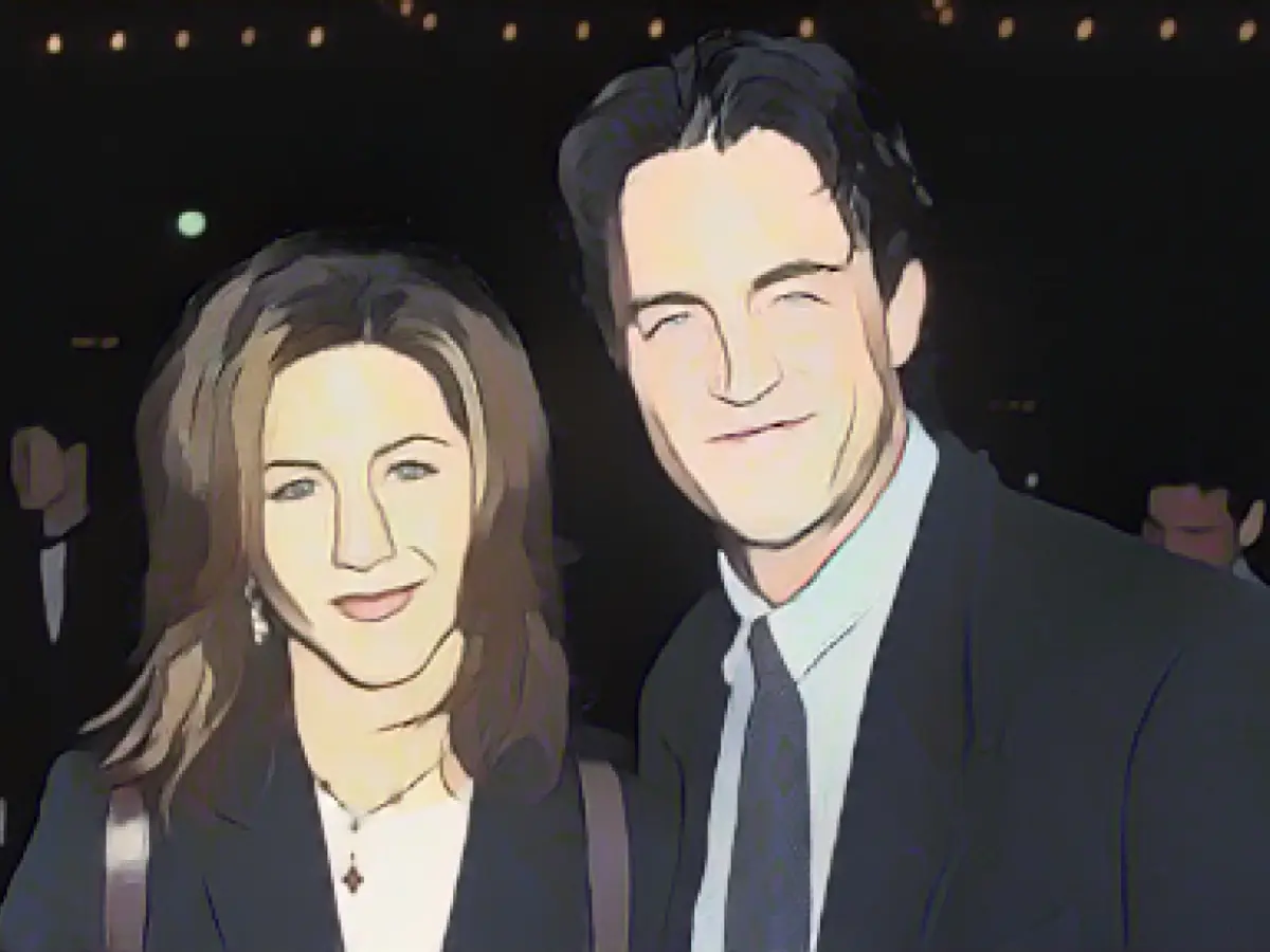Jennifer Aniston texted Matthew Perry "happy and healthy" hours before he died