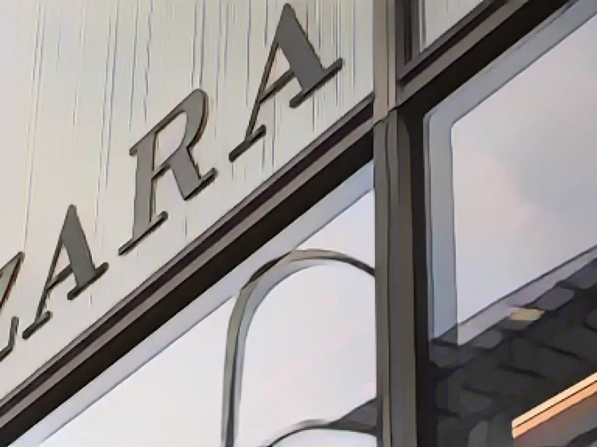 Fashion chain Zara stops campaign: Covered statues and a central accusation