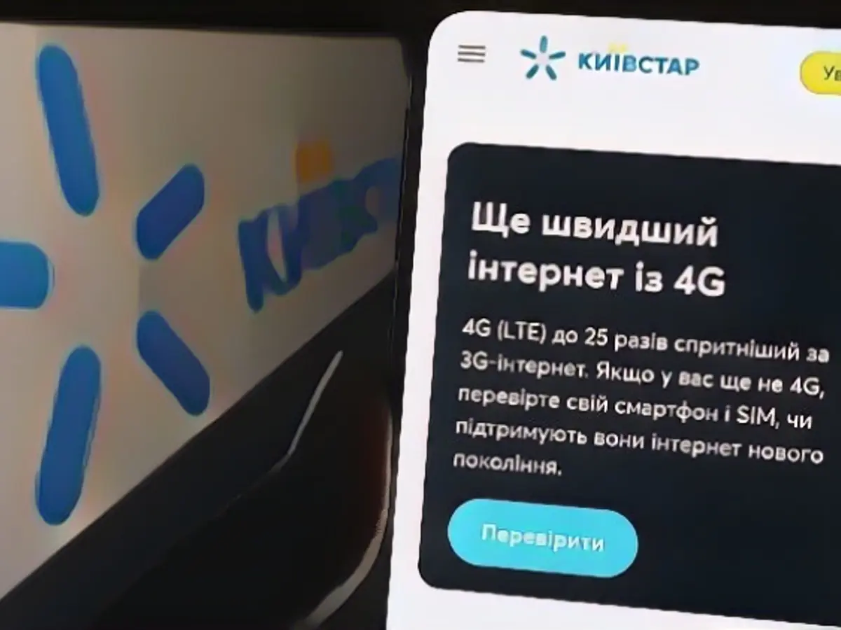 Hackers paralyze Ukrainian mobile phone provider