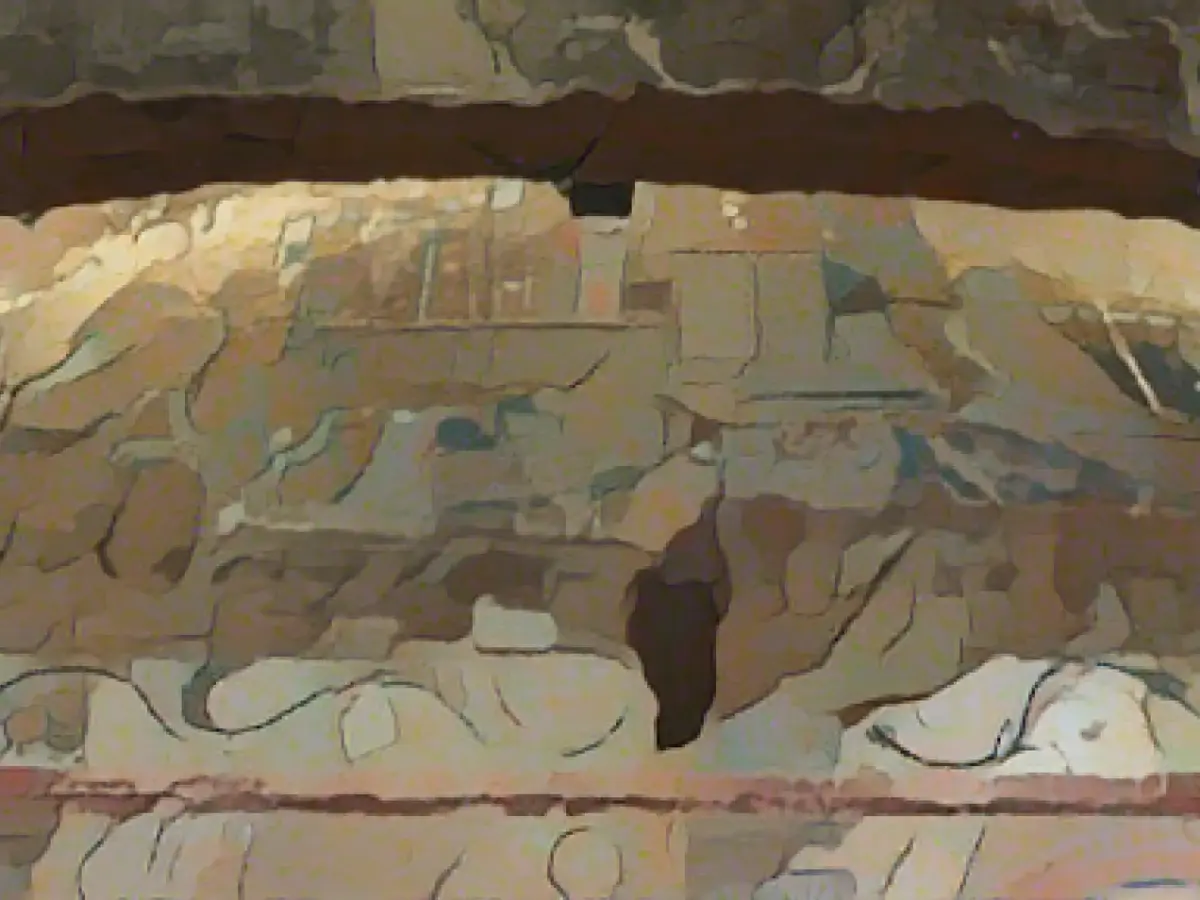 Ancient Roman house with "incomparable" mosaics discovered in Italy