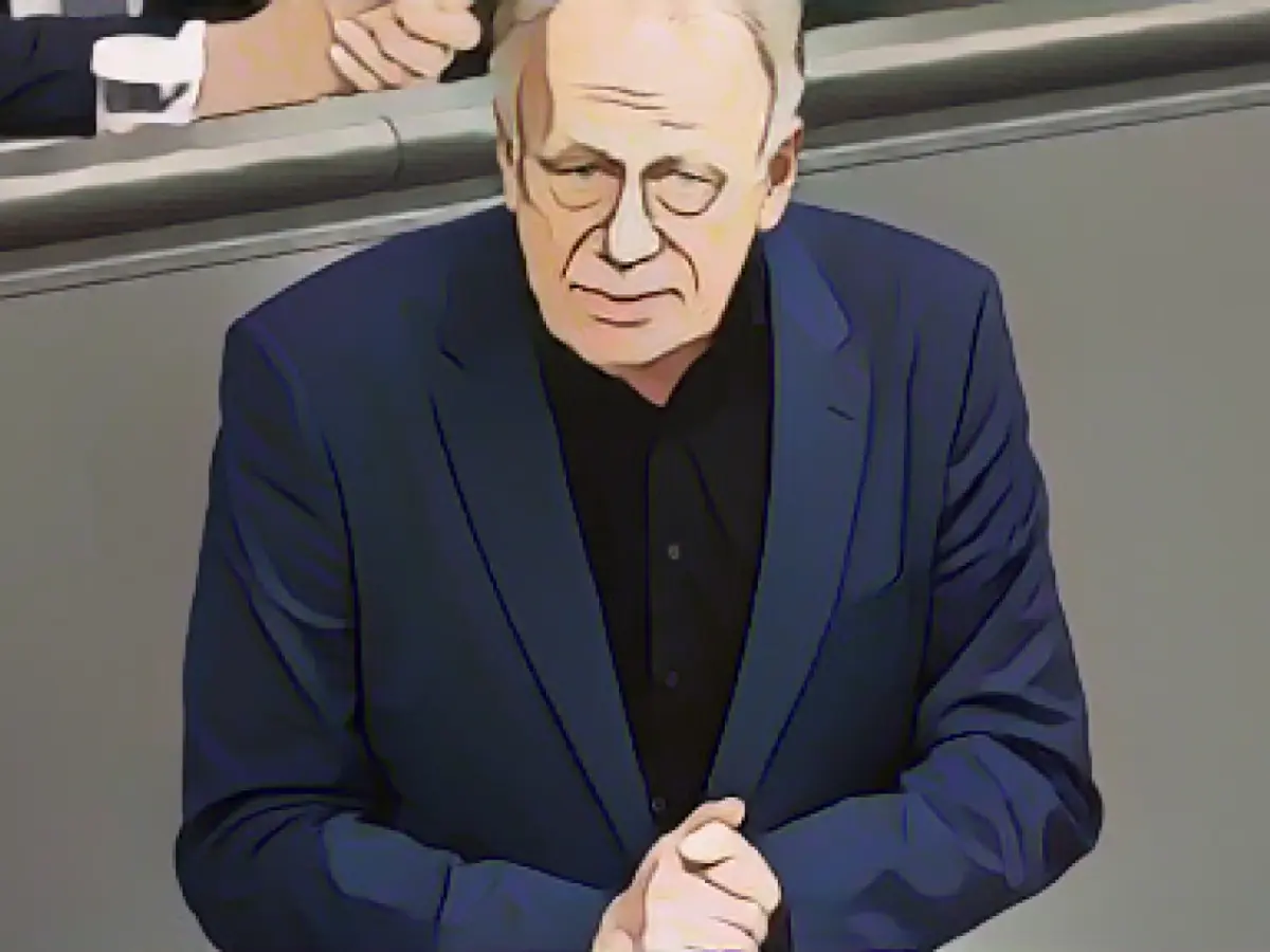 Mr. Dosenpfand goes - Trittin withdraws